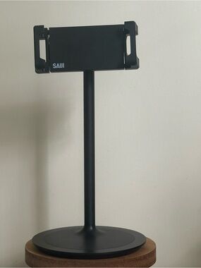 SAIJI iPad Stand for Desk - Tablet Holder Extra-Height 360°